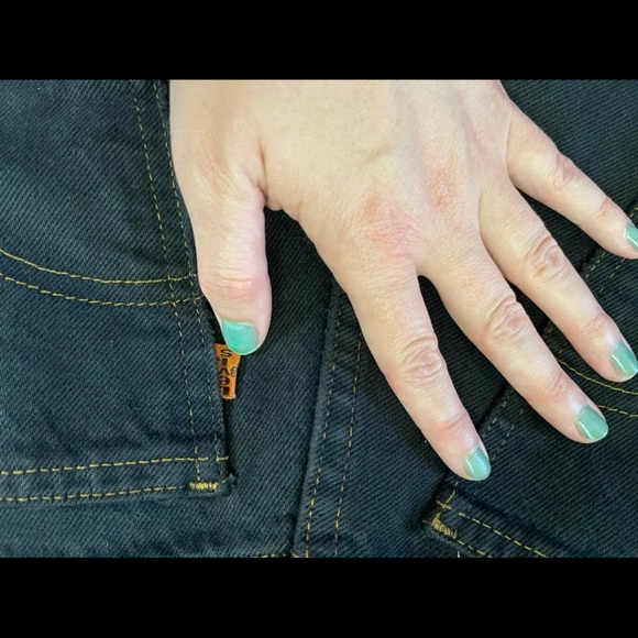 LEVI’s Holy Stud Cutoff Shorts - Picture 7 of 8